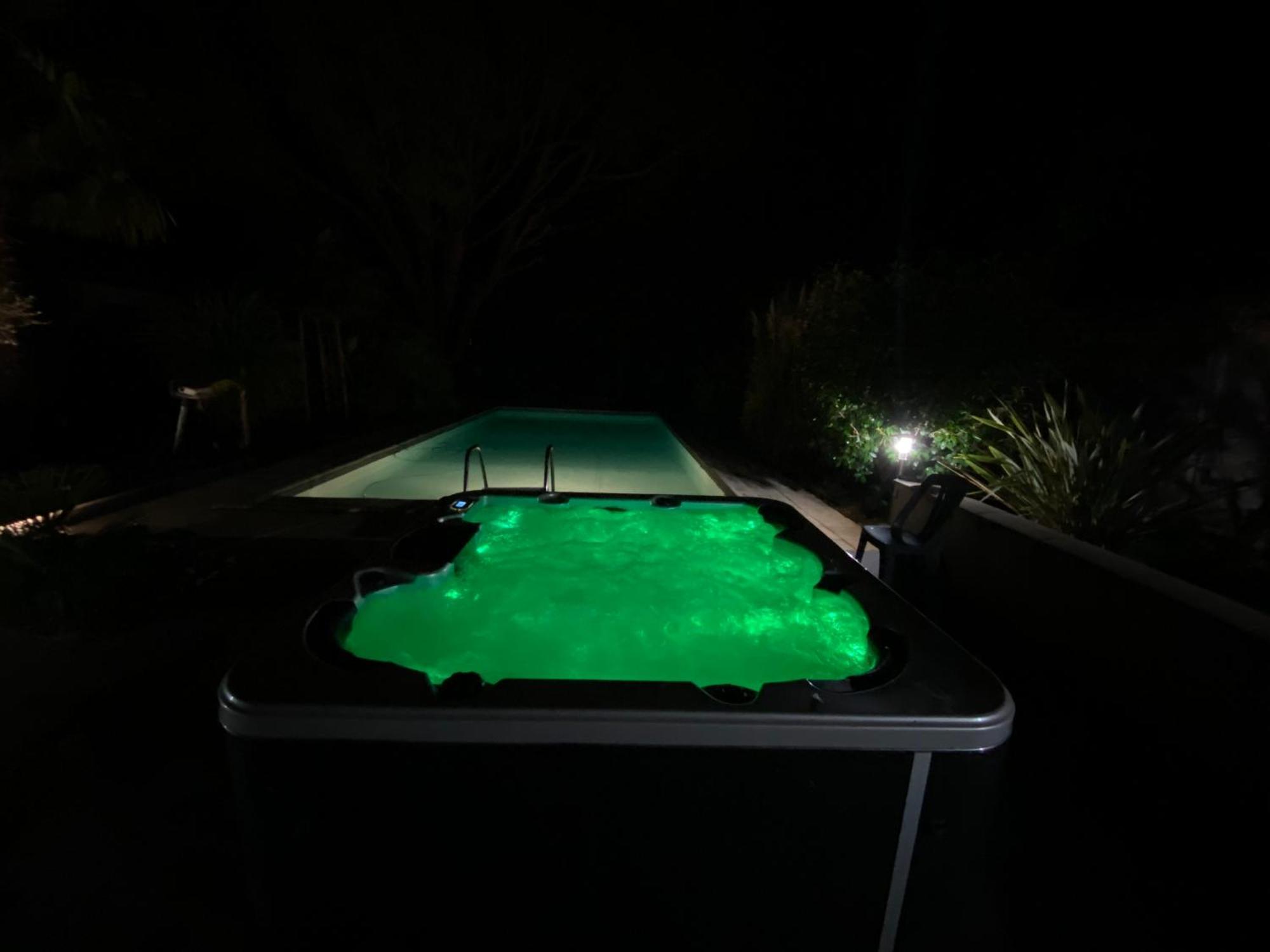 Villa & Spa-Sauna-Piscine-Massages Du "Nirvana Vivant" Biars-sur-Cere Ngoại thất bức ảnh